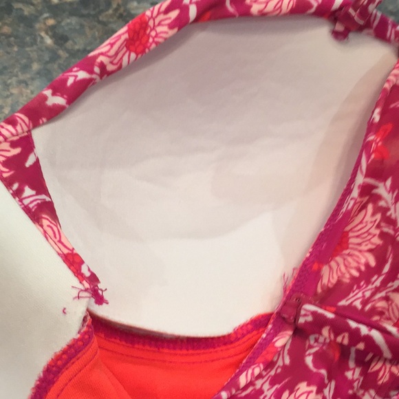 Floral fun Swimsuit - Picture 3 of 5